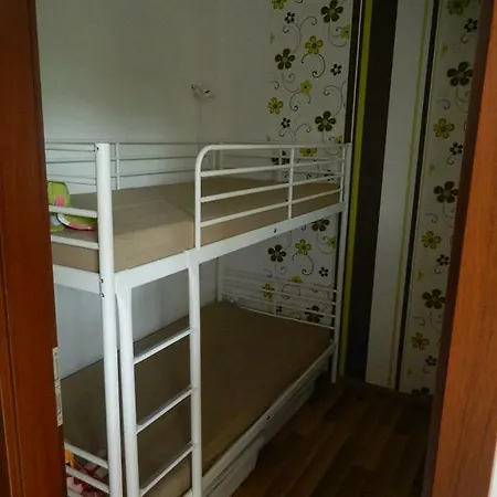 Apartman Apartman Sanyi